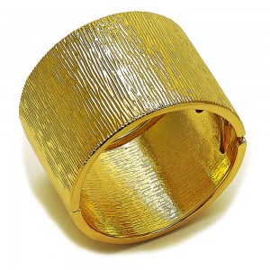 Gold Filled Cuff Bangle Diamond Cutting Finish Golden Finish 45 MM Thickness Size 5 2.50 Diameter