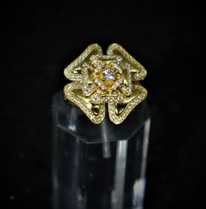 925 Sterling Silver Fashion Ring Yellow Gold Plated with Cubic Zirconia